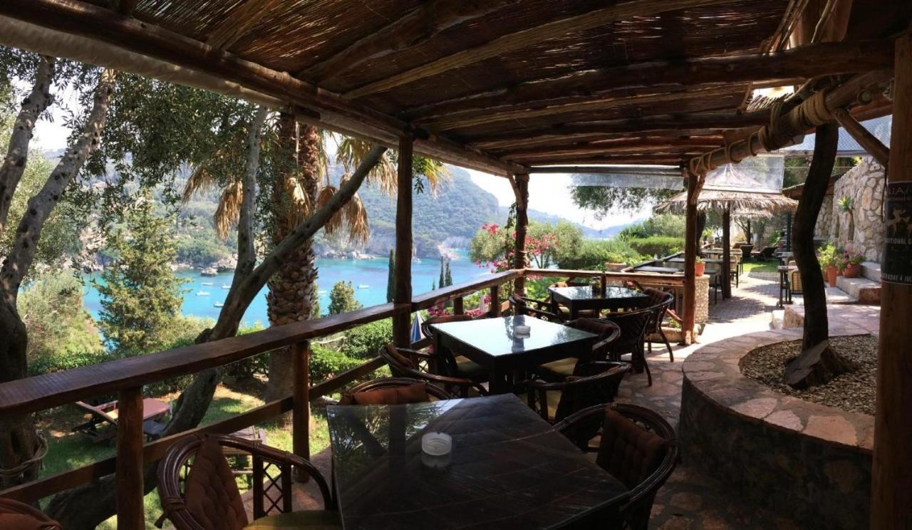 Acapulco Seaside Pool Bar And Apartments パレオカストリッツア エクステリア 写真